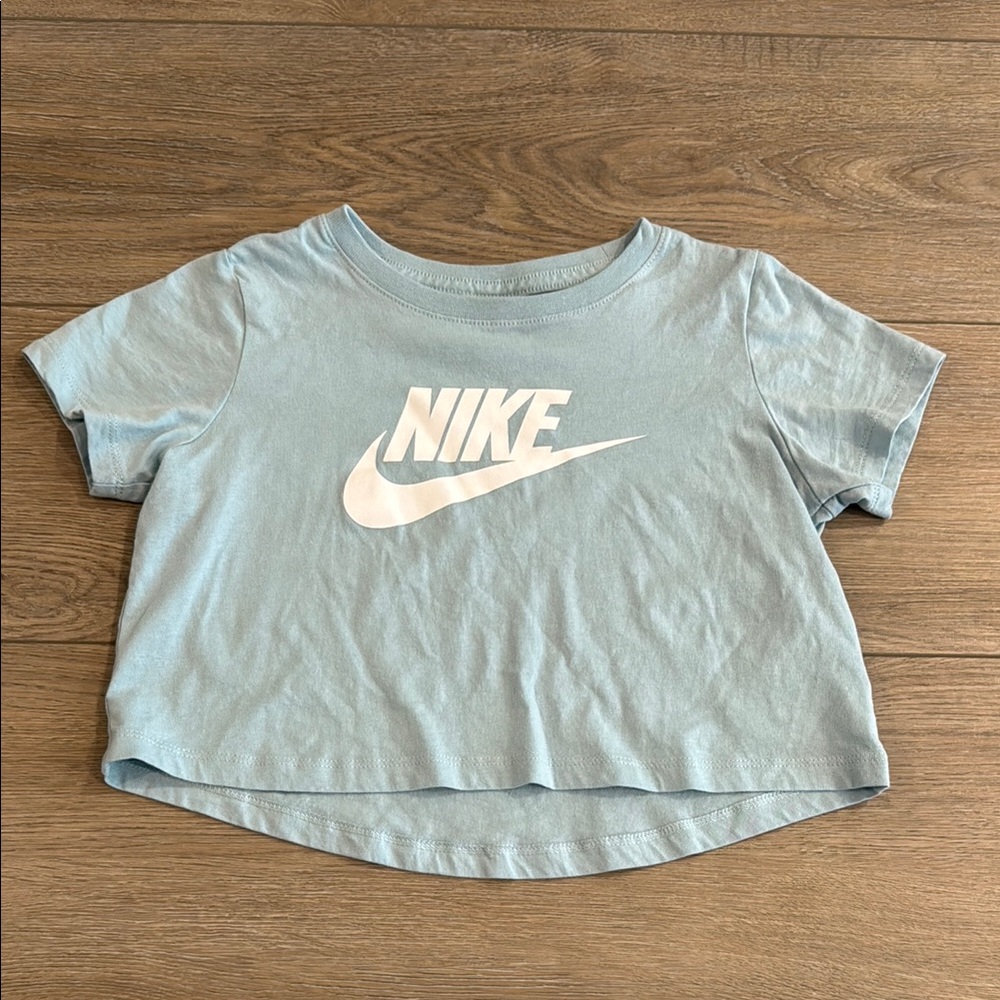 Nike Crop Top T-Shirt (Light Blue) - Small